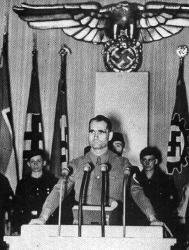 Rudolph Hess,un membre important et un homme de confiance du Führer...jusqu'au vol de l'aigle.