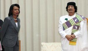 Le Grand Guide  du Peuple Lybien était littéralement tombé amoureux de Condoleeza Rice .Celle-ci ,vous vous en doutez s'en était bien servi .