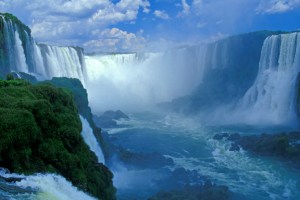 En Argentina, sólo puede quedar sorprendido por la majestuosidad de las Cataratas del Iguazú