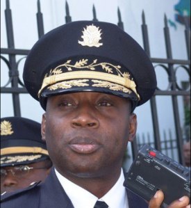 Mario Andresol,un officier de police qui aurait reçu des menaces de mort  sérieuses,en provenance du crime organisé,en Haiti.