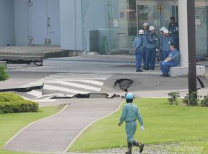 Le sol de la grande centrale avait été sérieusement fragilisé lors du tremblement de terre de 2007.