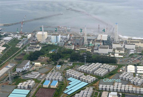 Vue aérienne des  citernes d'eau irradié. Le journaliste qui a  publicisé cette photo a été arrêté.