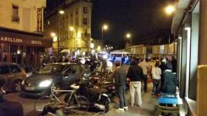 Les policiers bouclent toutes les voies d'accès!