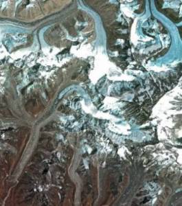 La fonte des glaciers au sommet de l'Himalaya va incommodée des centaines de millions de victimes potentielles en Chine...car l'eau va manquer.