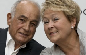 Aldo Bensadoum ,le milliardaire et Pauline Marois,la pauvre première-ministre de la province canadienne de Québec.