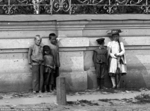 Fillette fantÔme 004