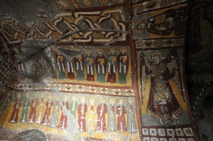 L'église orthodoxe bâtie à l'entrée de la cité de Derinkuyu.