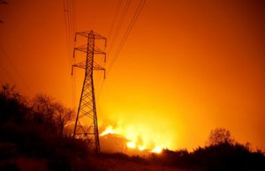 fire-powerlines-400-w