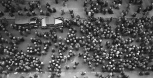 Une mer de chapeaux à New York en 1939.
