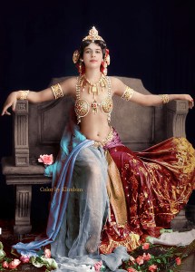 Mata Hari en 1910...photo colorisée.