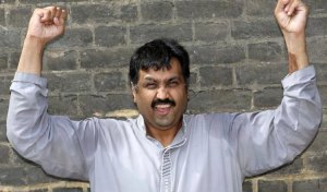 avec-son-penis-bionique-artificiel-il-a-un-succes-fou-aupres-des-femmes