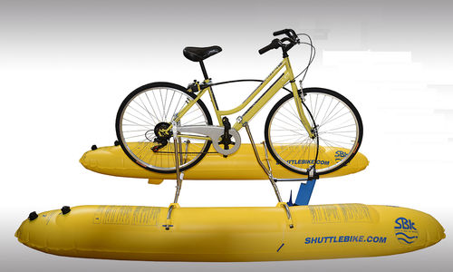 On peut même pratiquer du vélo aquatique